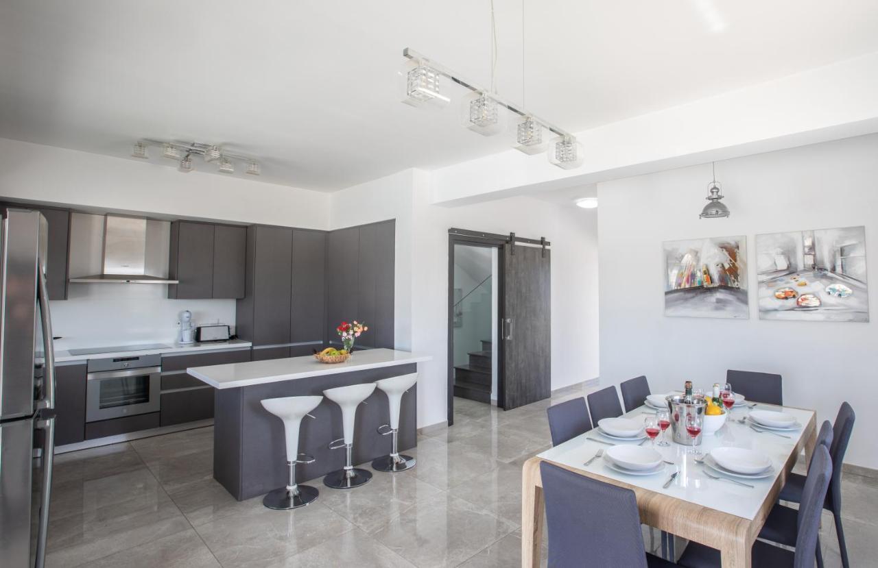Villa Marylou Протарас Екстериор снимка
